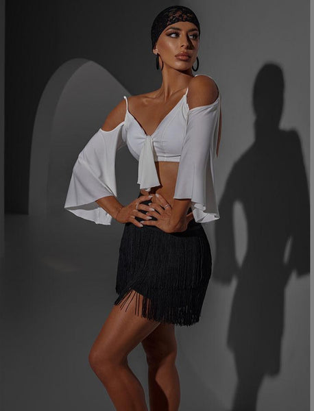 Free Australia-wide Shipping.  Best Price Worldwide.   Versatile & Stylish!  Every dancer's wardrobe needs a fringe mini skirt, and our Lush Fringe Skirt has landed just in time!  Designed with a metal V cut out just above your hip at the back.  High-waist cut and layered fringe details.  Perfect for latin, Samba & Salsa practice, floorshows and competition. 