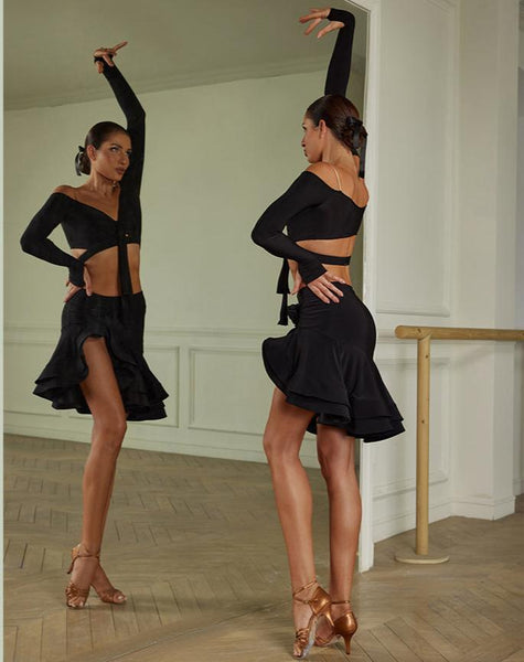 Free Australia-wide Shipping.  Best Price Worldwide.   Step into the spotlight with our charming double-layer herringbone design Latin dance skirt! There is a special 3D flowers on the side, it cleverly conceals and flatters your leg shape. Radiate elegance and passion with this fabulous piece!