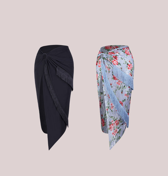 The half-slit detail accentuates impeccable body proportion and captures the essence of fashion savvy. Immerse yourself in a fully atmospheric style. Perfect for latin and tango dance practice, performance and competition.