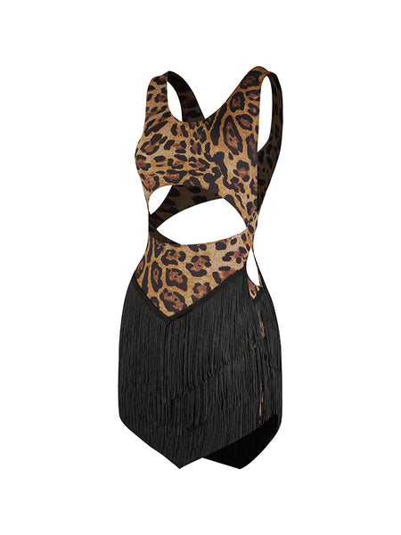 Free Australia-wide Shipping.  Best price worldwide with tracking.
Kirakira Fringe Dress is energy in motion. Flowing fringe, bold cutouts, and side criss-cross waist design come together for a look that moves with you. The U-neckline beautifully enhances your shoulder and neck proportions, while the small ZYM logo at the waist brings a refined edge.
Need extra sparkle? Ask about our professional decorating service to make your outfit truly shine on the dance floor!