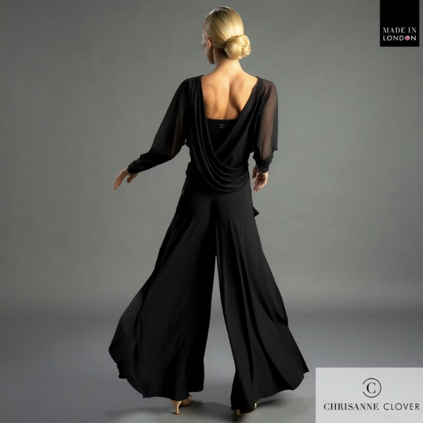 FREE AUSTRALIA-WIDE SHIPPING.; Best price worldwide with tracking.
The Anya palazzo trousers exude both elegance and sophistication, resembling a ballroom skirt while featuring side splits on both legs that enhance your leg line. The long tie waistband offers versatility, allowing you to secure it at the back, front, or side according to your preference.