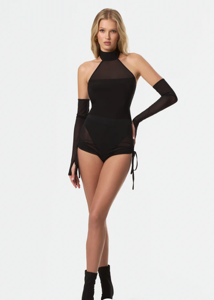 Free Australia-wide Shipping.  Best price worldwide.
Danza x Veronika Collection:  Make a striking impression with the Adriana Bodysuit. Featuring a sleek halter neck and delicate mesh detail on the neckline, this sleeveless design exudes confidence and sensuality. Perfect for turning heads on the dance floor or during a night out, it’s made to highlight your bold and magnetic presence.
String bottom
Removable cups
Snap button closure at the hem
Button closer at the neck
Made of the light and