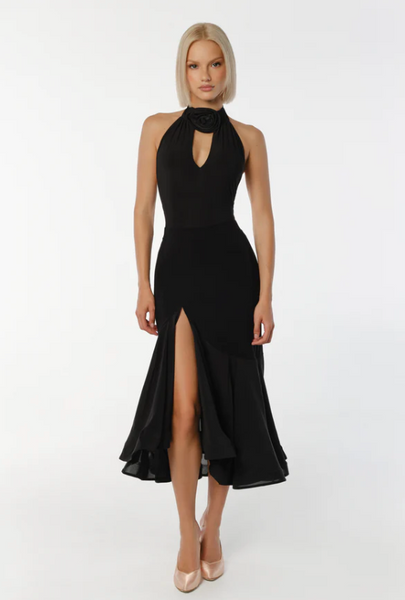 Free Australia-wide Shipping.  Best price worldwide.
Radiate confidence in the Bodysuit Rose. With its charming decollete and delicate rose detail on the neck, this ensemble adds a touch of romance to your wardrobe. Dance with joy and passion, embracing the beauty of movement in this enchanting piece.
Removable cups
Brazilian cut bottom
Made of the light and stretchy fabric