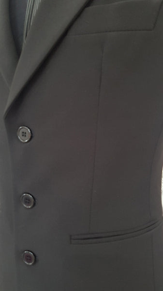 Free Aust-wide shipping.  Best price worldwide with tracking.  Made in Italy & shipped to your door at the best price guaranteed from Dancewear For You.  This stylish & versatile Mens Vest with Satin Collar will be the new show piece for your dance wardrobe.  Single breasted vest with jacket cut crafted using the finest Italian fabrics.  Pair with Alfa Fashion Trousers & shirt for performance, medals, DanceSport