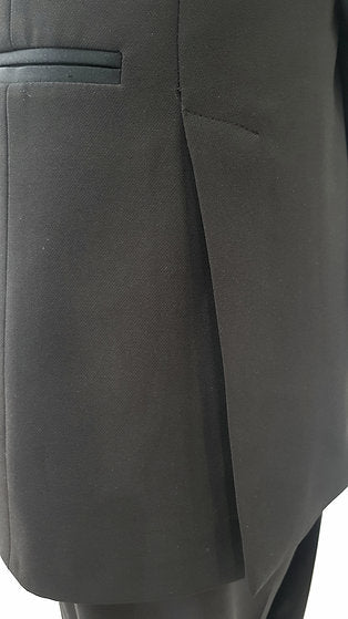 Free Aust-wide shipping.  Best price worldwide with tracking.  Made in Italy & shipped to your door at the best price guaranteed from Dancewear For You.  This stylish & versatile Mens Vest with Satin Collar will be the new show piece for your dance wardrobe.  Single breasted vest with jacket cut crafted using the finest Italian fabrics.  Pair with Alfa Fashion Trousers & shirt for performance, medals, DanceSport