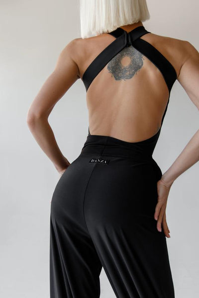 Free Australia-wide Shipping.  Best price worldwide with tracking  Meet our new improved trousers for practice — Mason.    Simply effortless yet ultra stylish. Cut from our signature stretchy fabric to delicately shape and sculpt your dancing moves. Feel ready to shine every second on and off the dance floor with this trendy piece!      Adjustable ankle straps make it possible to style the trousers in two different ways Stitched belt Loose fit