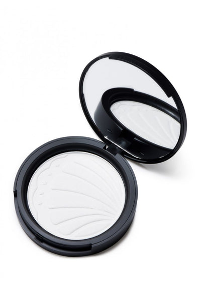 aery jo tanning make up australia.Add an illuminating touch to your face or body with this shimmer powder to enhance the natural glow of the skin. Easy application and adherence to the skin ensures a long lasting pearl shine effect. Available in 2 colours: #1 White is highlighter and #2 Bronze is shading.
