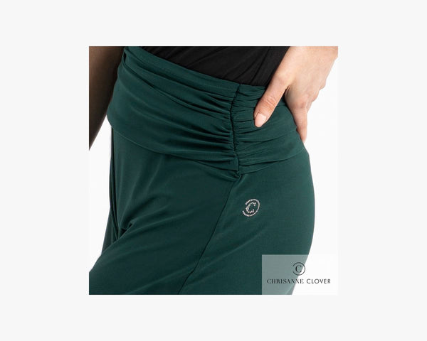FREE AUSTRALIA-WIDE SHIPPING.  Best price worldwide.  The flattering ruched waist detail and cuffed hem create a modern addition to our trousers range. Available in black and forest green
