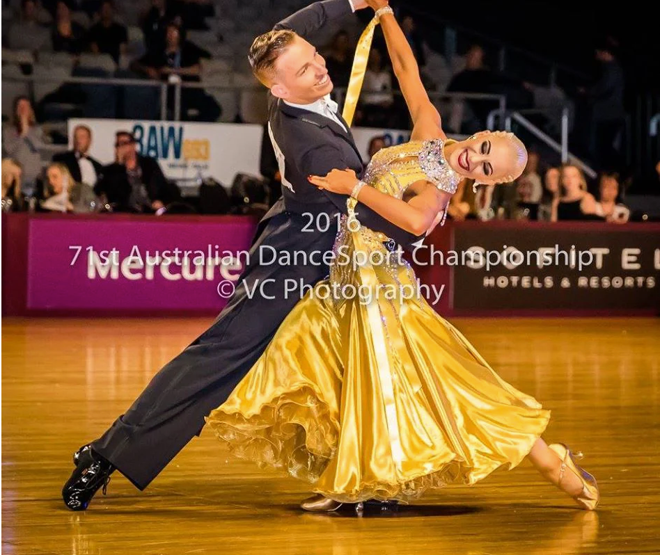 Finest Quality Italian Ballroom Tailsuit - Worldwide Delivery - Best Price Guarantee