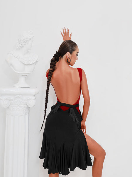 All-purpose Bodysuit take the spotlight. Open back with a thick strap will highlight your curves and provide comfort for all day practice.  The new "must have" leotard for ballroom and latin practice, competition, performance or evening wear. — Model: 169cm/49KG wearing size S