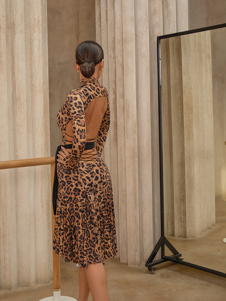 Free Australia-wide Shipping.&nbsp; Best price worldwide with tracking.


Allure Dress has that ‘wow’ factor you’ve been looking for.
Custom metal grommet amplifies every move like strategic spotlights while the adjustable crisscross back straps ensure your perfect fit. The flared ruffle skirt transforms spins into showstopping moments, and the sculpted cutouts design flatters your waist without holding you back. Eye Catching Latin Dress for Performance, Shows &amp; DanceSport Competition. Need extra sparkl