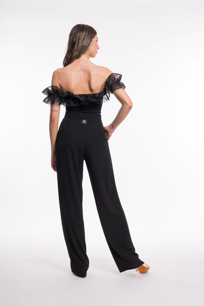 Free Australia-wide shipping. Great prices worldwide.

RS Atelier Alma off-shoulder dance bodysuit

Bring a distinctive neckline and soft ruffle detail to your dance wardrobe with the RS Atelier Alma. This black women's bodysuit is made in Italy from woven stretch fabric containing 95% polyester and 5% elastane. Wear it for ballroom, smooth, tango, waltz and foxtrot lessons, practice, performance and special occasions.

Details
Black off-the-shoulder dance bodysuit with ruffled details
Woven stretch fabric: