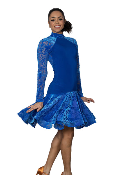 Free Australian Delivery - Best Price Delivered Worldwide.

Best Seller!&nbsp; D2410 Short Velvet Burnout Gown

Elevate your look on the Dance floor with our D2410 Short Velvet Burnout Gown. This stunning gown features a luxurious velvet burnout inset that adds a touch of elegance. The full skirt with crinoline provides a beautiful silhouette that will make you stand out in any event. Be ready to turn heads and make a statement in this gorgeous gown. Perfect for latin &amp; salsa, social dancing &amp; parti