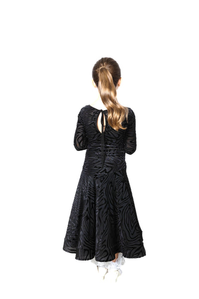 Free Australia-wide delivery - Great Prices Delivered Worldwide.

Dress your little girl in style with the Dance America JR-D2V Girls Velvet Standard Dress. Made with soft velvet material, this dress is both comfortable and fashionable. Perfect for any occasion, it will make your little one feel special and confident. Upgrade her wardrobe with this must-have dress. Always check with your coach to ensure that your selection meets DanceSport regulations for your area. Created using only the finest quality, st
