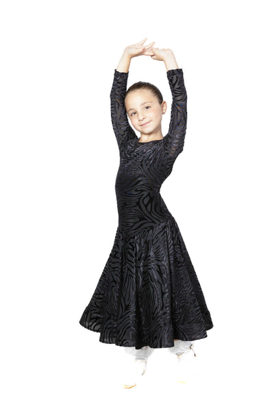 Free Australia-wide delivery - Great Prices Delivered Worldwide.

Dress your little girl in style with the Dance America JR-D2V Girls Velvet Standard Dress. Made with soft velvet material, this dress is both comfortable and fashionable. Perfect for any occasion, it will make your little one feel special and confident. Upgrade her wardrobe with this must-have dress. Always check with your coach to ensure that your selection meets DanceSport regulations for your area. Created using only the finest quality, st