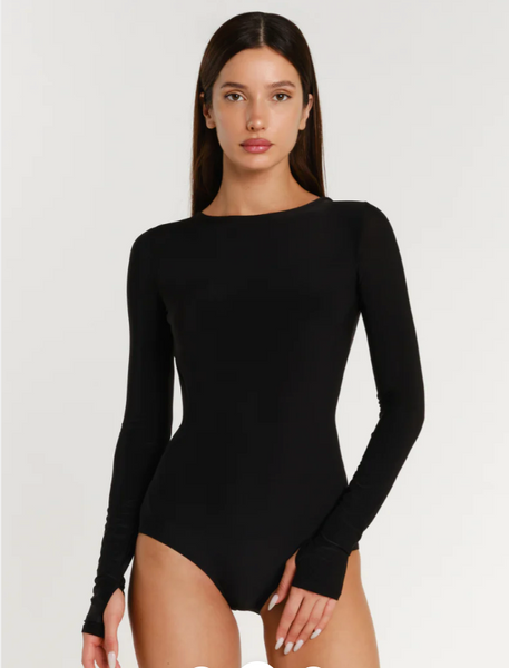 Free Australia-wide Shipping.  Best price worldwide.  The Amelia Bodysuit brings trendy vibes into your wardrobe. The open back design boosts femininity without giving up on class while the premium stretchable material makes it comfortable for any event. Let’s start wearing clothes that make us feel unstoppable! 