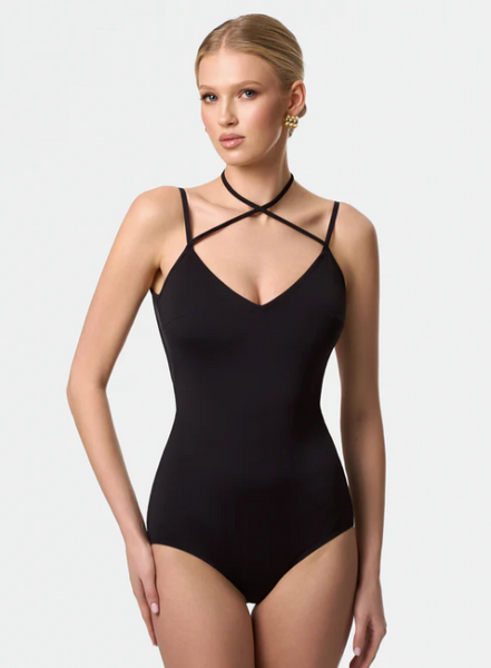Free Australia-wide Shipping.&nbsp; Best price worldwide.


The Camilla bodysuit s the perfect blend of romance and boldness. Its sleek black color, an open back, and striking neck detail create a look that is both feminine and assertive. A subtle hint of sophistication and mystery makes this bodysuit an ideal choice for your practice.

Hipster bottom
Removable cups

Made of the high quality biflex