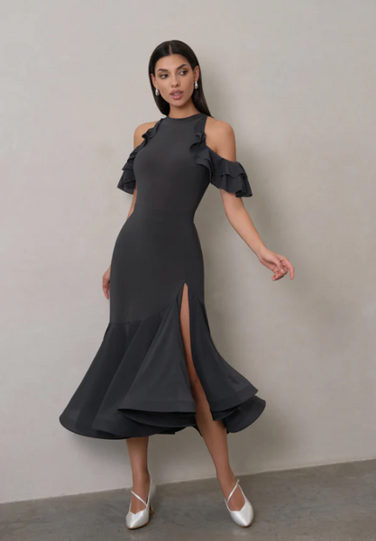 Free Australia-wide Shipping.&nbsp; Best price worldwide.

The Lilian is our most elegant creation and the classy skirt you’ve been waiting for. It features a feminine silhouette and an intriguing split that reveals some skin during the dance. Elevate your ballroom look with Danza! Perfect for ballroom &amp; smooth dance practice, social dancing, medals &amp; dancesport competitions.