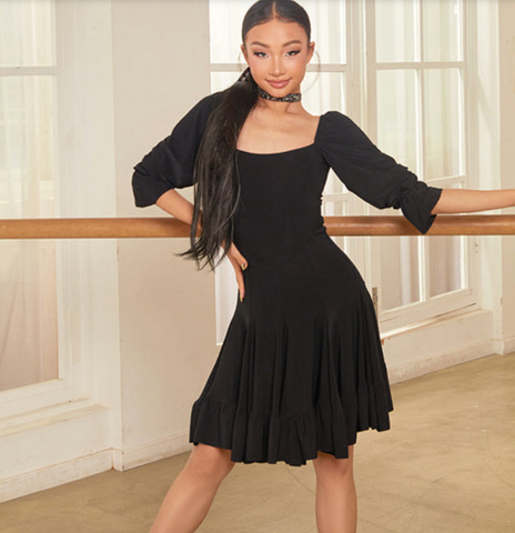 Free Australia-wide Shipping. &nbsp;Best Price Worldwide.


Fairy Dress brings every little princess to life. With a dainty square neckline and soft puffed sleeves, it’s elegance made playful. The back tie fits her just right while the full skirt swirls with every spin. It’s dreamy, it’s sweet, and it turns everyday moments into little royal occasions. The perfect girls dress for Ballroom &amp; Latin Dancing, Parties &amp; Events. Necklace sold separately.