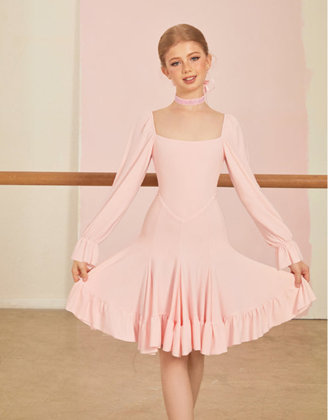 Free Australia-wide Shipping. &nbsp;Best Price Worldwide.


Fairy Dress brings every little princess to life. With a dainty square neckline and soft puffed sleeves, it’s elegance made playful. The back tie fits her just right while the full skirt swirls with every spin. It’s dreamy, it’s sweet, and it turns everyday moments into little royal occasions. The perfect girls dress for Ballroom &amp; Latin Dancing, Parties &amp; Events. Necklace sold separately.