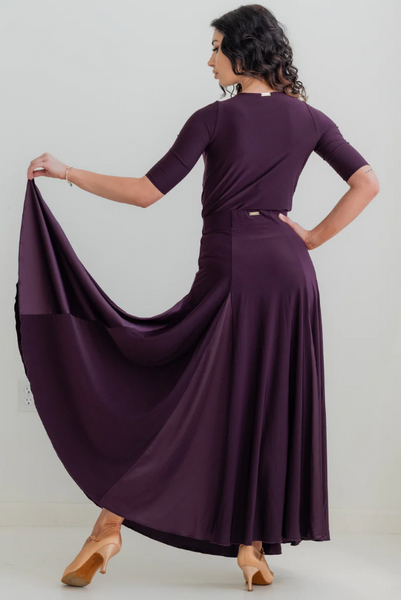 FREE Australia-wide Shipping | Best Price Worldwide

The Alexa Ballroom Skirt in Plum is an elegant stretch ballroom skirt featuring six inserts of beautiful, machine washable satin. A rich, deep plum tone that is dramatic and uniquely flattering on the dancefloor — an elegant piece for any ballroom or smooth dance, or even an evening out dancing! A wide, soft elastic waistband creates a seamless look and a supportive, comfortable feel that moves with you all night long.

Skirt Features:
Elegant stretch fab