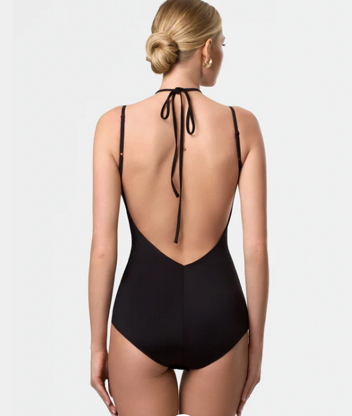 Free Australia-wide Shipping.&nbsp; Best price worldwide.


The Camilla bodysuit s the perfect blend of romance and boldness. Its sleek black color, an open back, and striking neck detail create a look that is both feminine and assertive. A subtle hint of sophistication and mystery makes this bodysuit an ideal choice for your practice.

Hipster bottom
Removable cups

Made of the high quality biflex