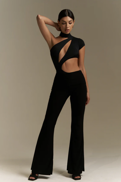 Free Australian Shipping - Best price worldwide.

Unleash your boldest self with the Gina Bodysuit. In classic black, this stunning piece features sexy cut-outs and an asymmetric design, perfect for making a striking impression. Crafted from our signature soft and elastic fabric, it ensures you feel as amazing as you look. Whether at the studio or out on the town, the Gina Bodysuit will make you feel empowered and unforgettable.


String bottom
Snap button closure at the hem
Snap&nbsp;button closer at the n