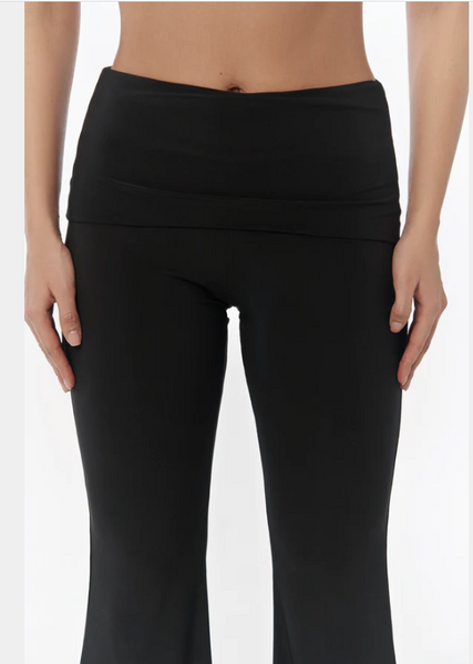 Free Australian Shipping - Best price worldwide.

The Samantha Trousers redefine classic with a bold twist. The flared leg elongates your silhouette while the folded waistband adds just the right amount of edge. Designed to make you feel confident the moment you walk in.

Made of the soft and stretchy fabric
Folded waistband