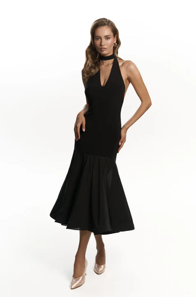 Free Australia-wide Shipping.&nbsp; Best price worldwide.

Fluid, feminine and captivating. The Luma Dress features a deep V-neckline and an open back that creates an elegant, elongated silhouette. The soft movement of the fabric follows your body with every step, giving you a feeling of grace and quiet confidence. A timeless piece designed for your dance practice. Please note that choker &amp; sleeves are sold separately.&nbsp;&nbsp;