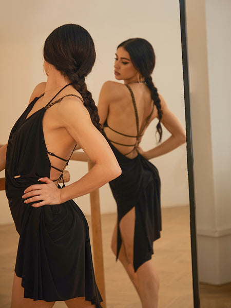 Free Australia-wide Shipping.&nbsp; Best price worldwide with tracking.

Designed to move with you, this dress features stretchy shoulders and a relaxed fit that keep comfort front and centre. Thoughtful details turn heads effortlessly, while Y-back straps and a flowing silhouette at the back add subtle drama to every step. Easy to wear, impossible not to love. 