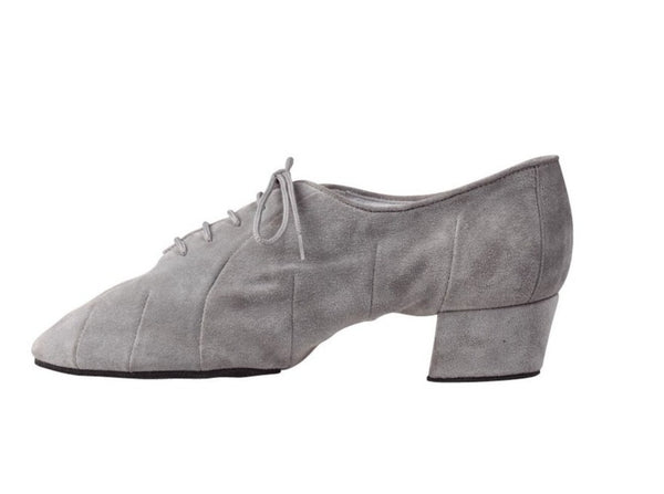 100% Italian made, handcrafted using only the finest quality materials.  The 71904 is the shoe for the Latin American dancer who wants a simple shoe but with the right touch of personality given b the colour.   Available in medium flexibility version for those who prefer greater arch support or in the super flex version for maximum foot freedom.  These Luxury Latin Dance Shoes are perfect for Latin performance & competition.   A stunning, high quality hand made dance shoe avail in various colours