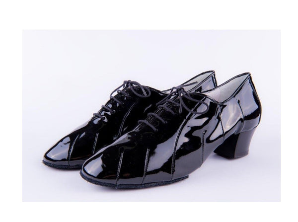 100% Italian made, handcrafted using only the finest quality materials.  The 71904 is the shoe for the Latin American dancer who wants a simple shoe but with the right touch of personality given by the side seams.   Available in medium flexibility version for those who prefer greater arch support or in the super flex version for maximum foot freedom.  These Luxury Latin Dance Shoes are perfect for Latin performance & competition. 