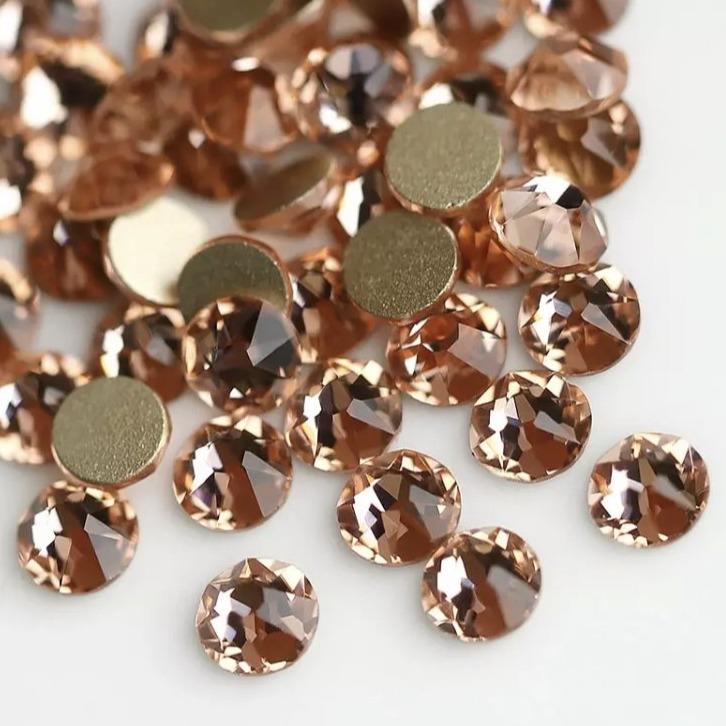 Quality Rhinestone Flawless Light Peach Rhinestones - Flat back, non-hot fix quality rhin ...