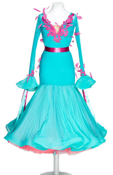 This stunning, fully completed, ready to wear Junior Ballroom DanceSport Competition Dress can be created in any colour and size.   Australian owned and run business here in Perth - personal service, experience, dedication.  Dresses created and made in Romania by Sasuel expert DanceSport Dressmakers.